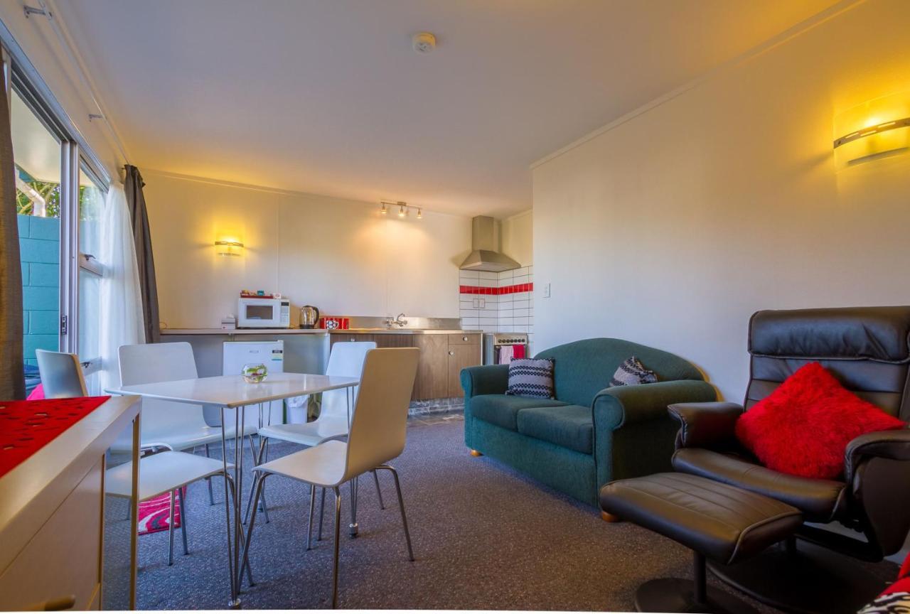 Avonhead Garden Motel Крайстчърч Екстериор снимка